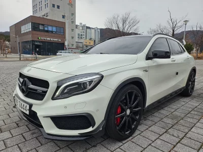 Mercedes-Benz GLA-Class