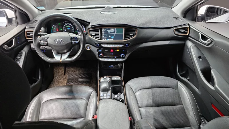 Hyundai Ioniq