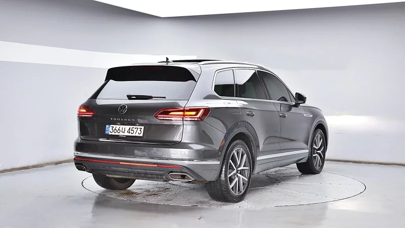 Volkswagen Touareg
