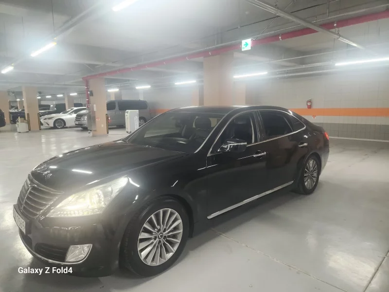 Hyundai Equus