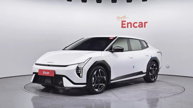Kia EV4