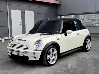MINI Cooper Convertible
