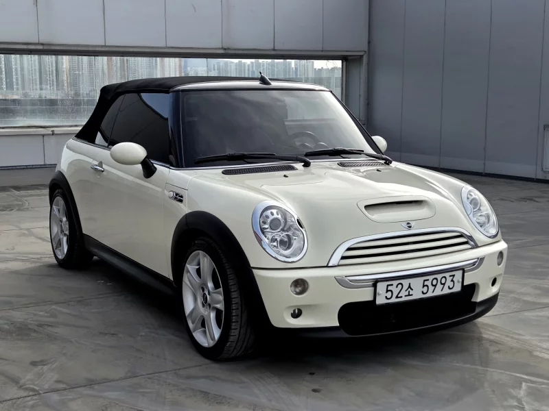 MINI Cooper Convertible