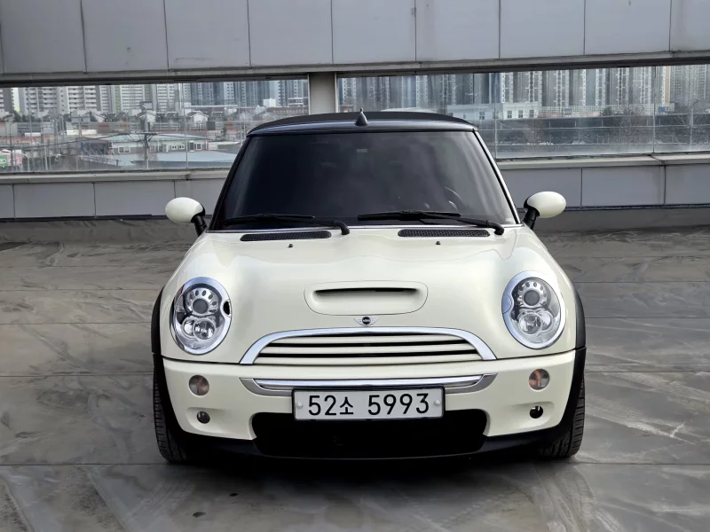 MINI Cooper Convertible