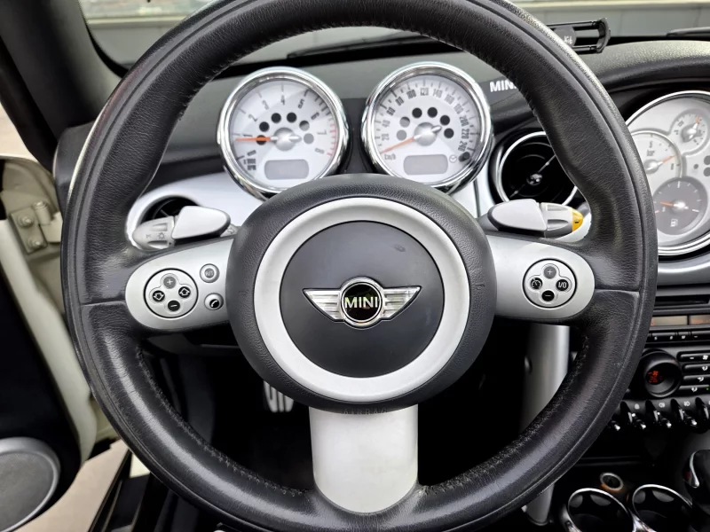 MINI Cooper Convertible