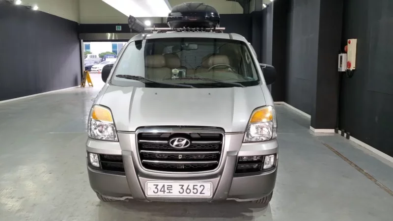 Hyundai Grand Starex