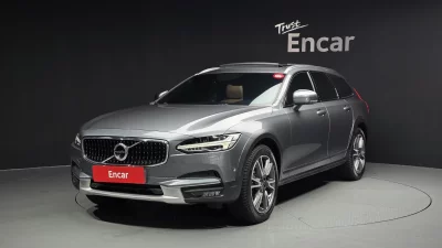 Volvo V90