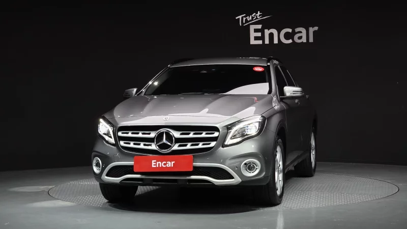 Mercedes-Benz GLA-Class