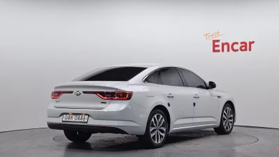 Renault Samsung SM6