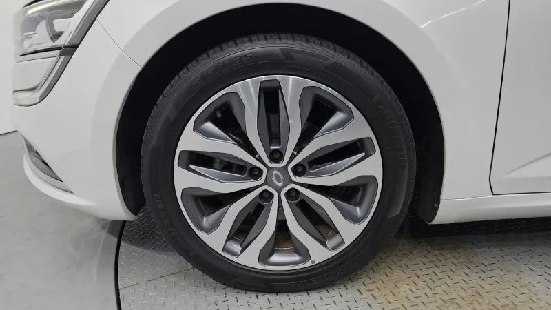 Renault Samsung SM6