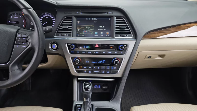 Hyundai Sonata