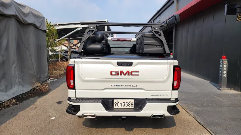 GMC SIERRA