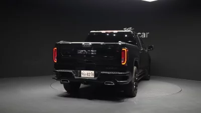 GMC SIERRA
