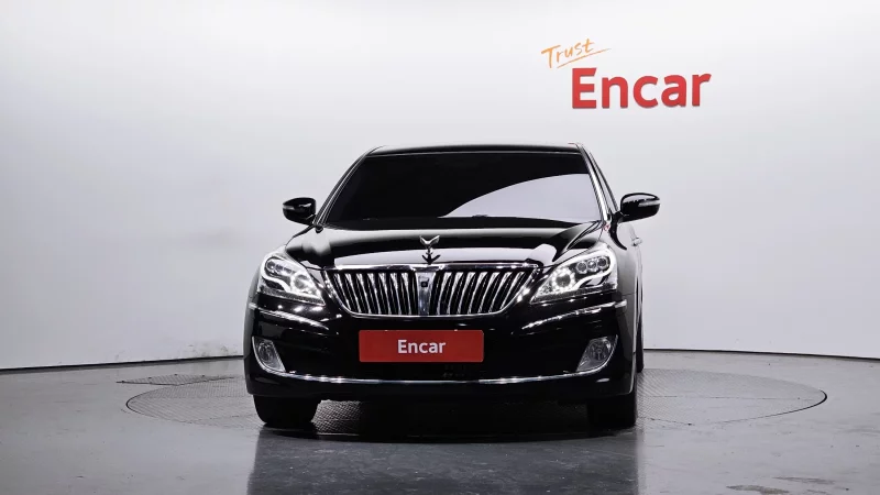 Hyundai Equus