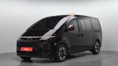 Hyundai Staria