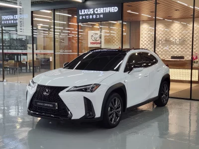 Lexus UX