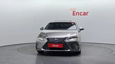 Lexus ES300h