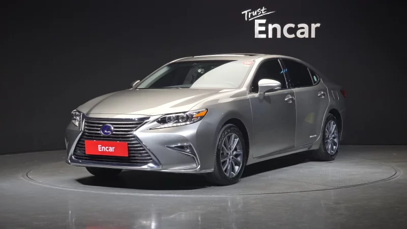 Lexus ES300h