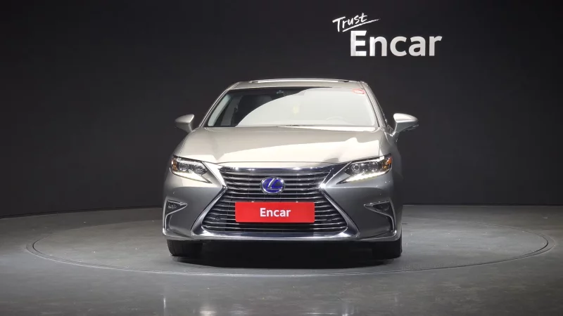 Lexus ES300h