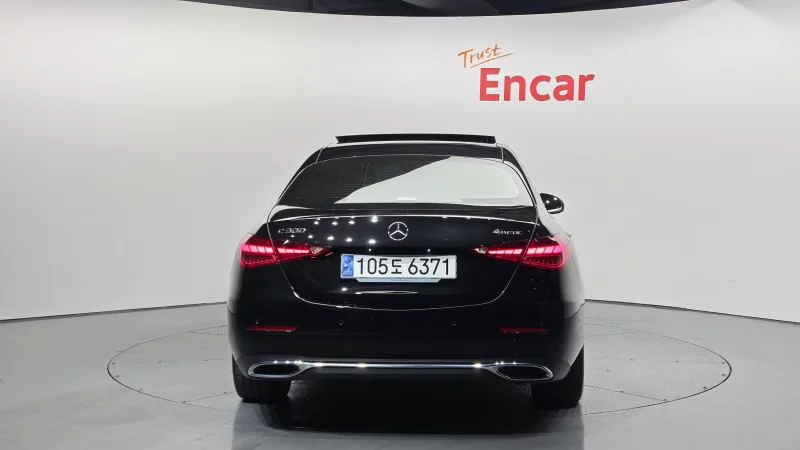 Mercedes-Benz C-Class