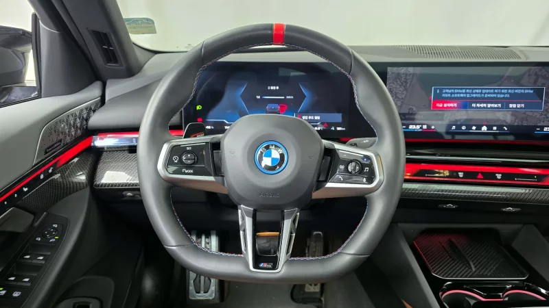 BMW i5