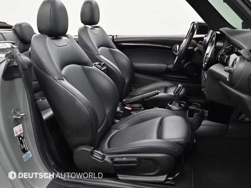 MINI Cooper Convertible