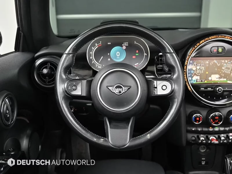 MINI Cooper Convertible