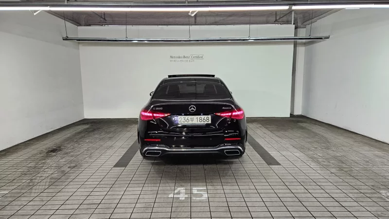 Mercedes-Benz C-Class