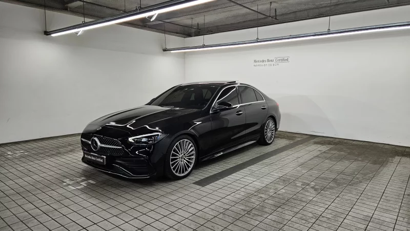 Mercedes-Benz C-Class