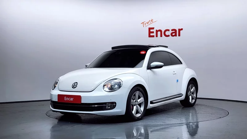 Volkswagen BEETLE