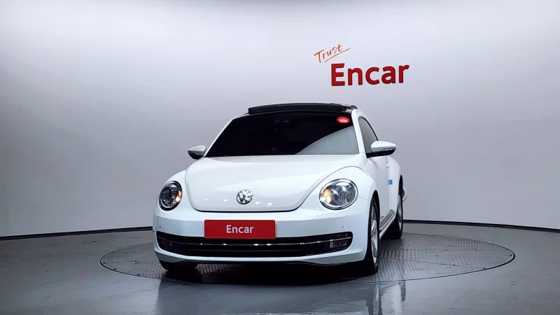 Volkswagen BEETLE