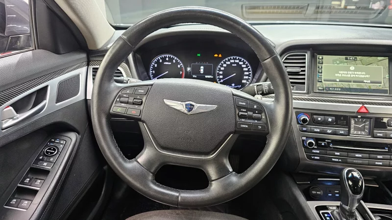 Hyundai Genesis