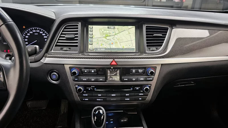 Hyundai Genesis