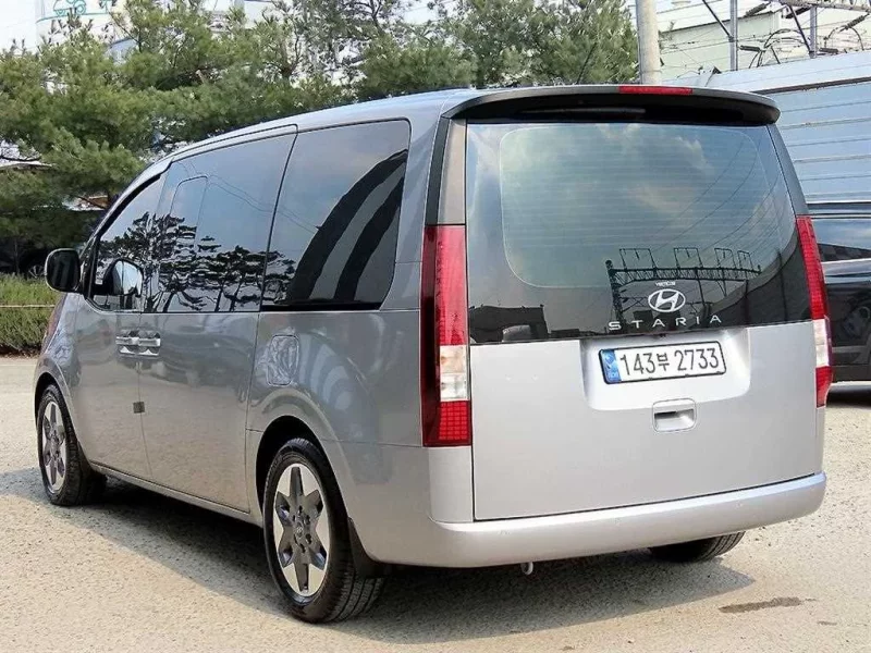 Hyundai Staria