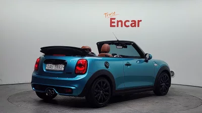MINI Cooper Convertible