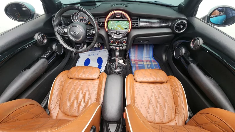 MINI Cooper Convertible