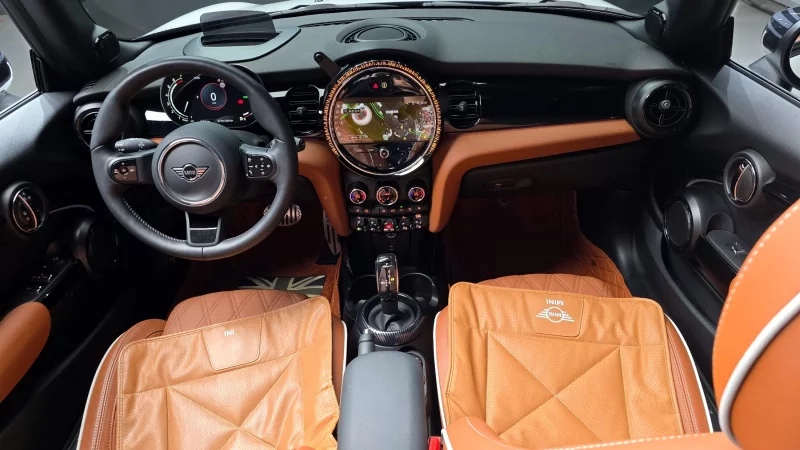 MINI Cooper Convertible