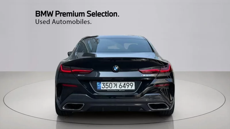 BMW 8-Series