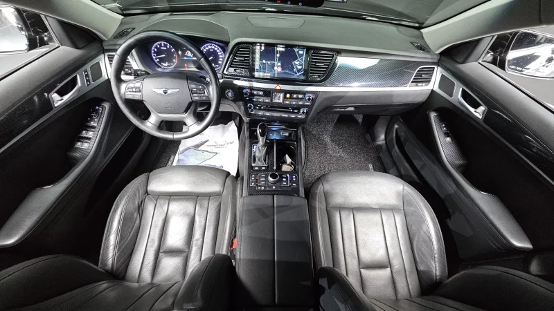Hyundai Genesis