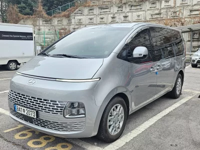 Hyundai Staria