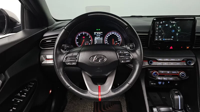 Hyundai Veloster
