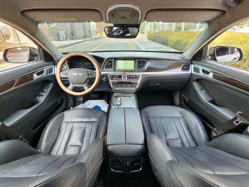 Genesis G80