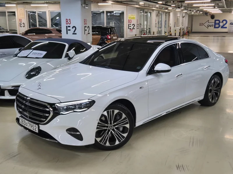 Mercedes-Benz E-Class