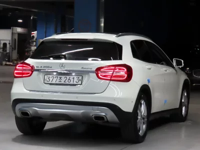 Mercedes-Benz GLA-Class