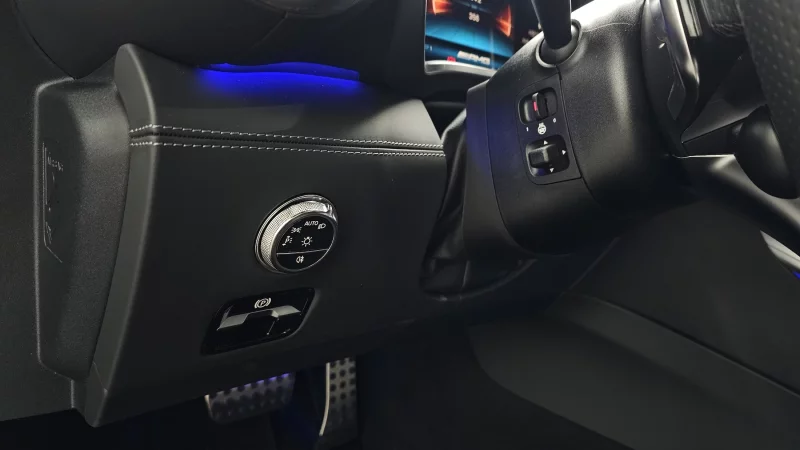 Mercedes-Benz SL-Class