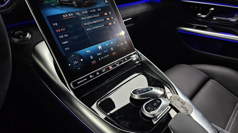 Mercedes-Benz SL-Class