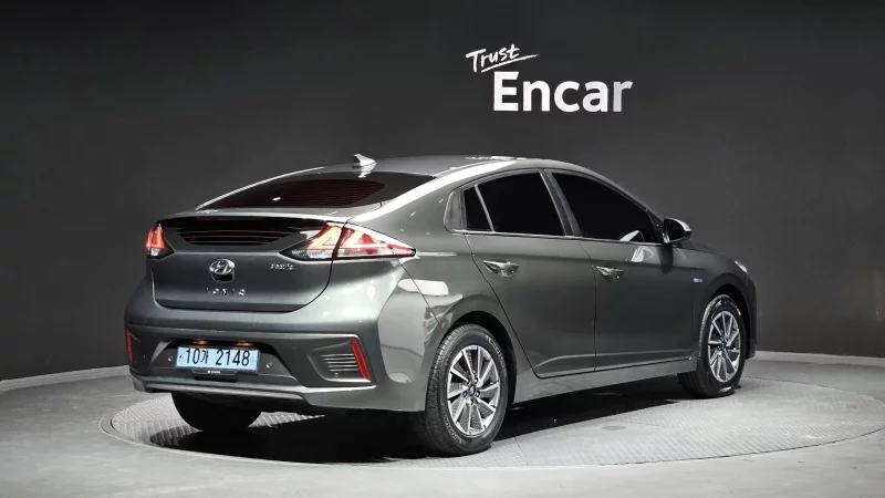 Hyundai Ioniq