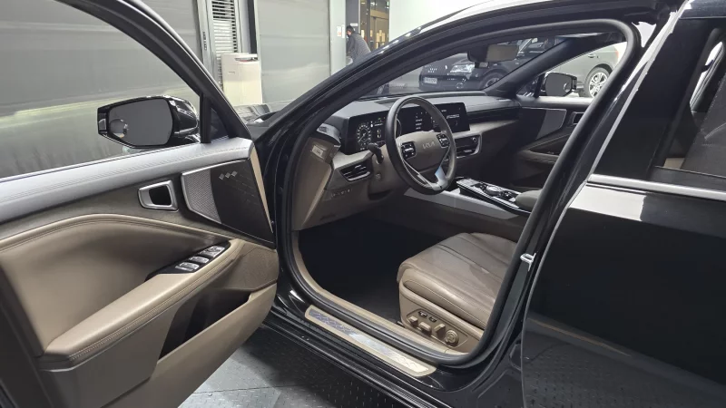 Kia K8