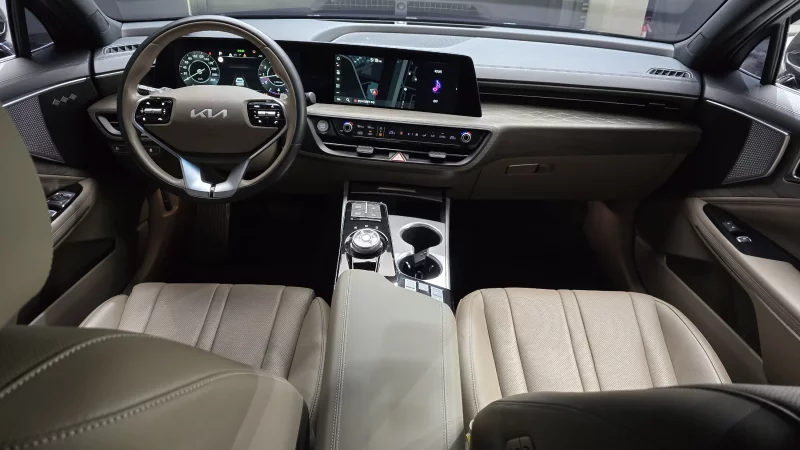 Kia K8