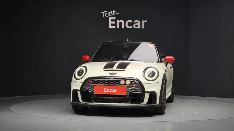 MINI Cooper Convertible